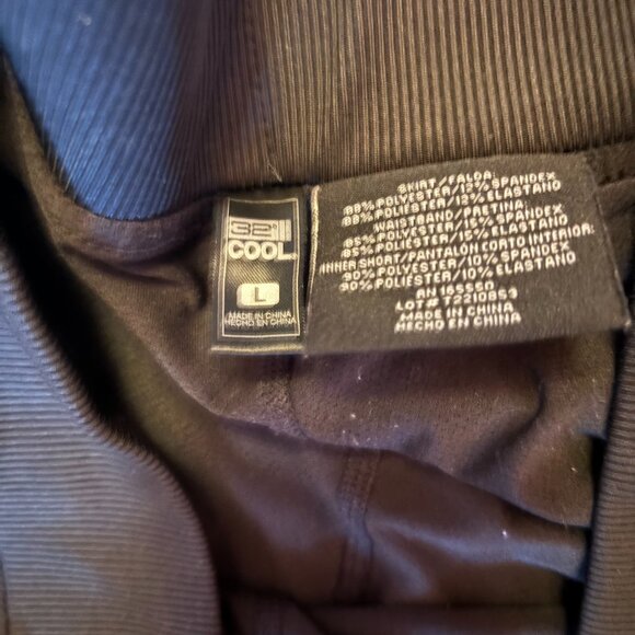 32 Degrees Cool Women's Flyweight Flared Woven Pull-On Skort - Picture 4 of 4